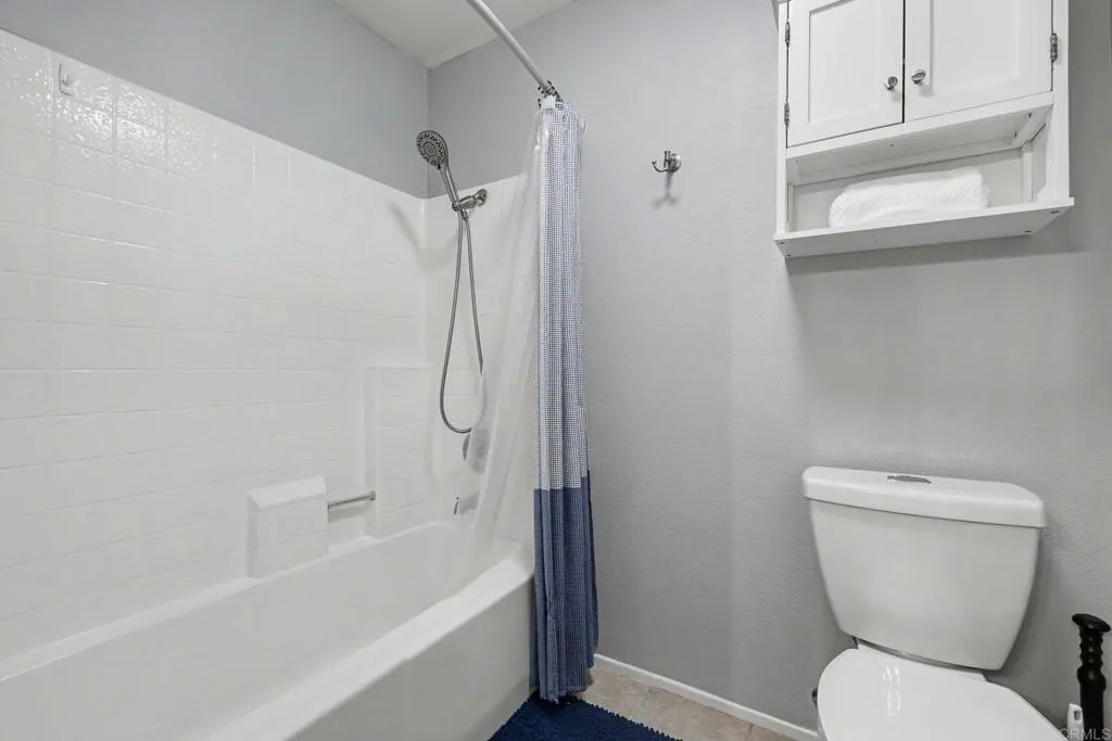 https://cdn.realtyfeed.com/cdn/127/306776046/9b3818a081eacc4132f4ed517d6f5f3a.webp