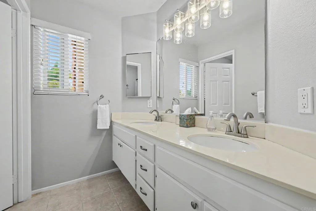 https://cdn.realtyfeed.com/cdn/127/306776046/c3d97f1f980dbc0cb1d93979a514f6ed.webp