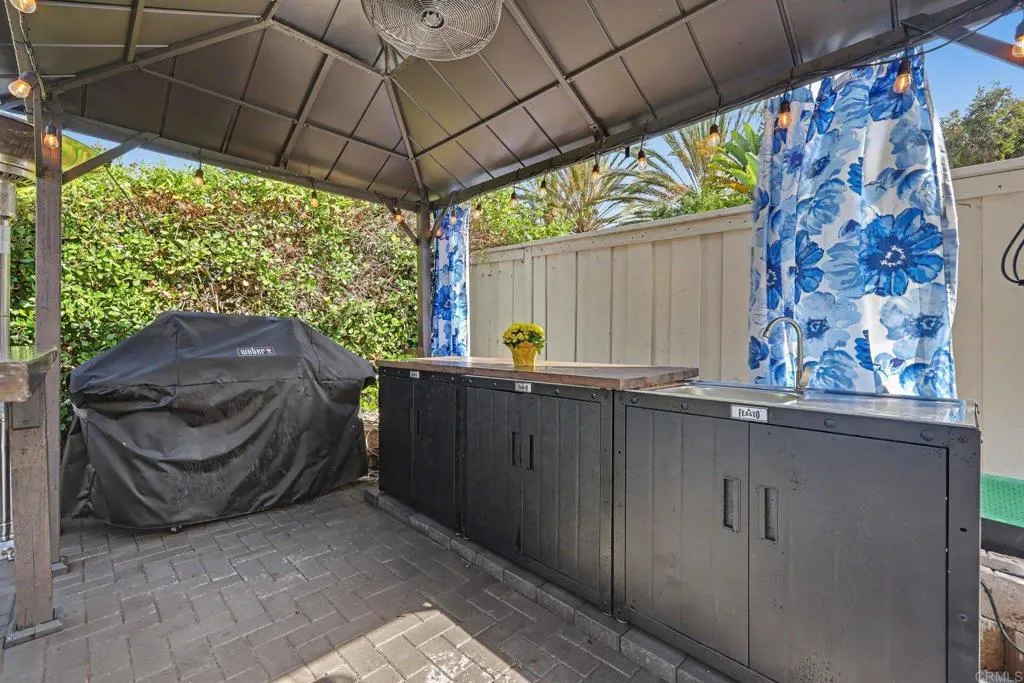 https://cdn.realtyfeed.com/cdn/127/306776046/d111a6c3373353b1d48789fa93910638.webp