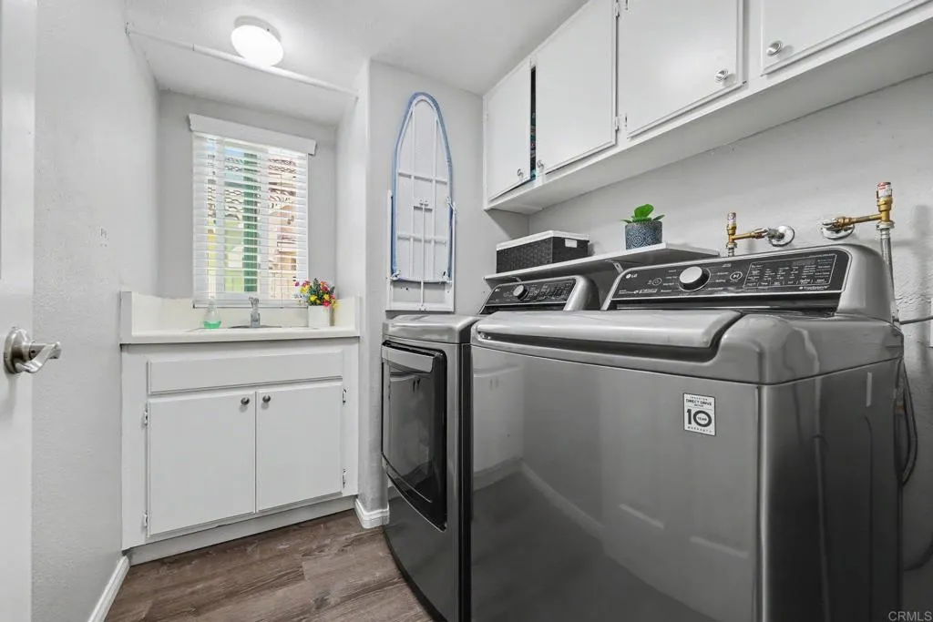 https://cdn.realtyfeed.com/cdn/127/306776046/f04133dc38aa149c24f29ff12b278dc5.webp