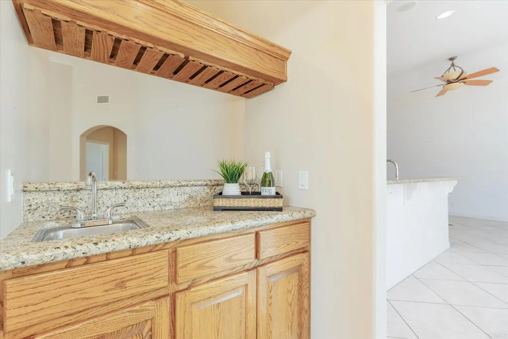 https://cdn.realtyfeed.com/cdn/127/306776073/4f366a82a9d29246067f7234a57e3de8.webp