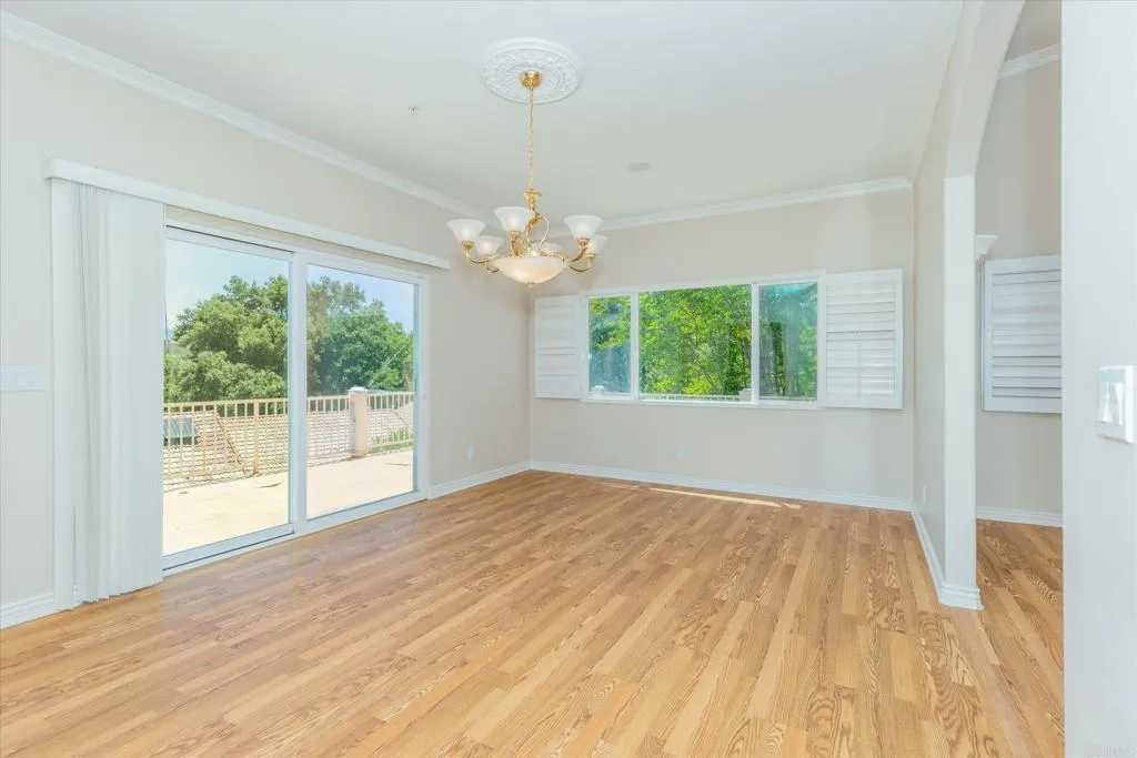 https://cdn.realtyfeed.com/cdn/127/306776073/5250a3a7f438a70b23e005ebe842f3c8.webp