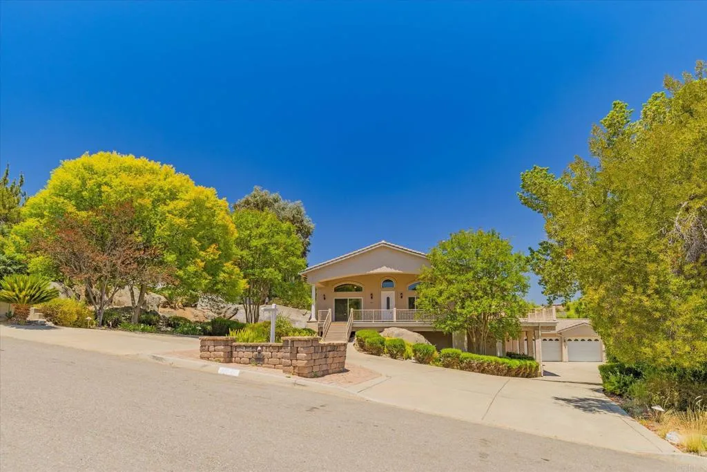 https://cdn.realtyfeed.com/cdn/127/306776073/69fc3aefa86c6da14224e8eca13e9ba1.webp