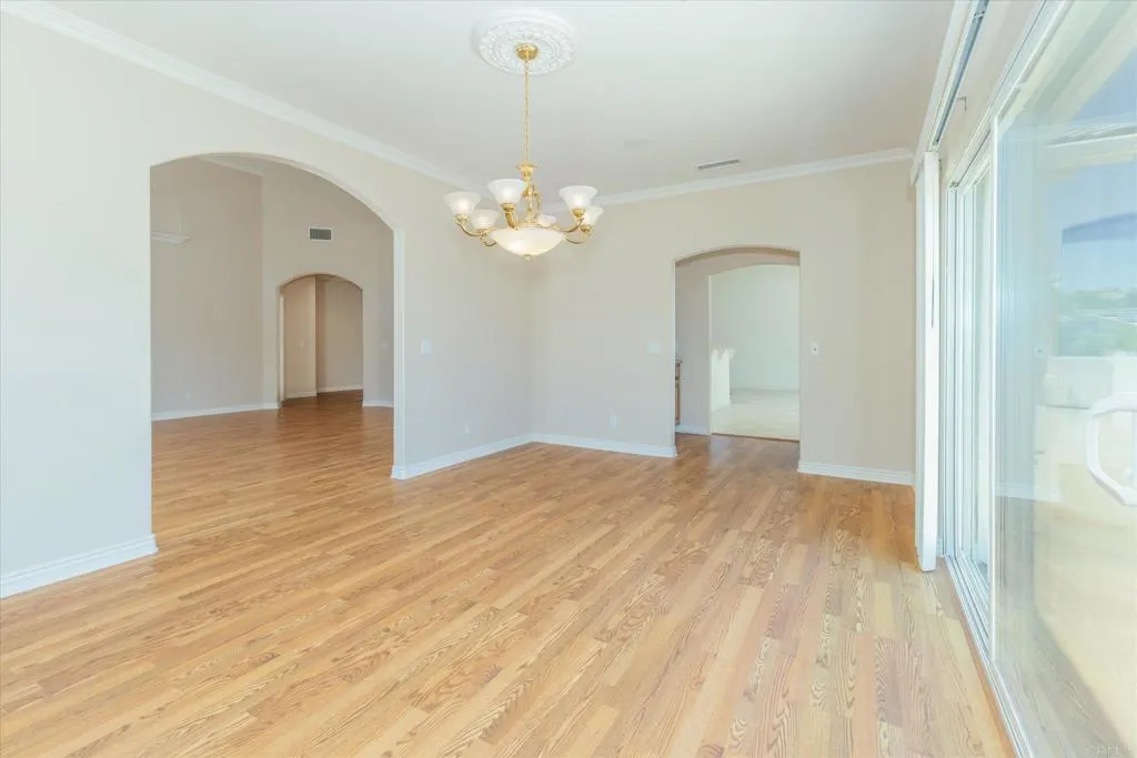 https://cdn.realtyfeed.com/cdn/127/306776073/f186183e3b2cc57daca0fe37495f2de4.webp