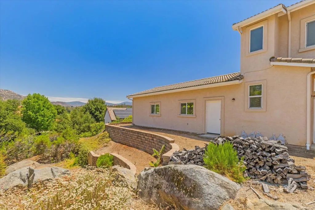 https://cdn.realtyfeed.com/cdn/127/306776073/f42b8d823f7549d7eb2665afacd7da8b.webp