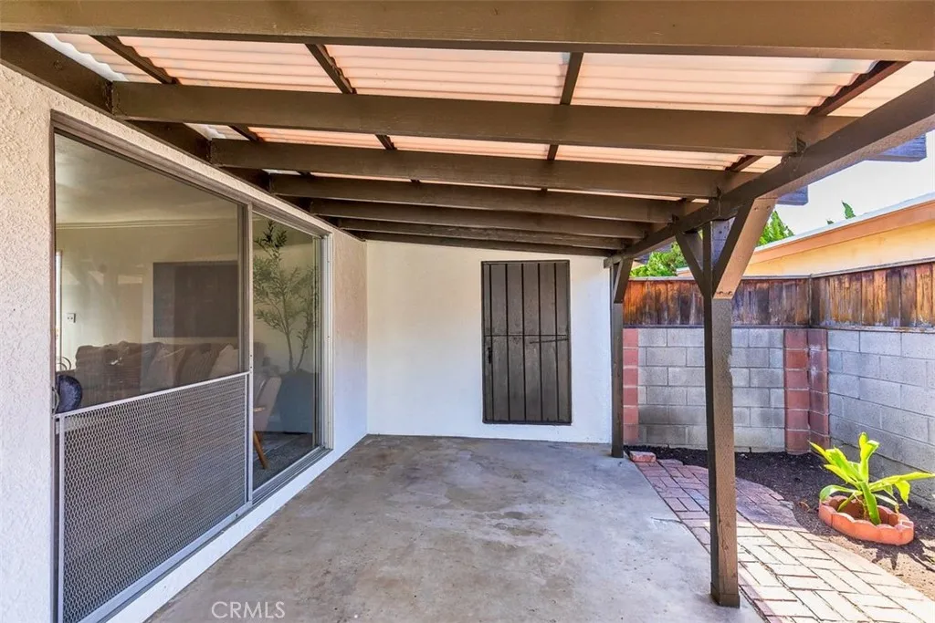 https://cdn.realtyfeed.com/cdn/127/306776076/1cf1e0f7352c7f76ca494d77b85dc0ff.webp