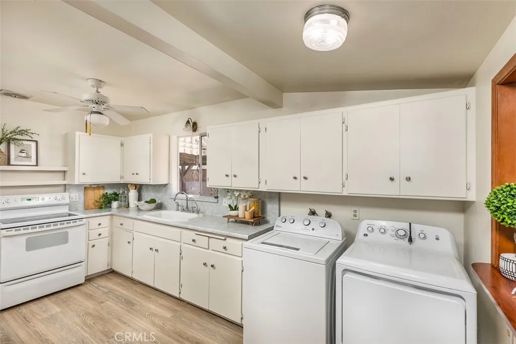 https://cdn.realtyfeed.com/cdn/127/306776076/80512ce972cbbaee1271cc8e2490185b.webp