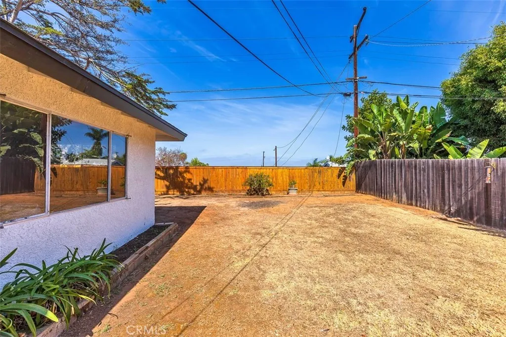 https://cdn.realtyfeed.com/cdn/127/306776076/9498bd894b10f2ca7b9d40ec1fdda46f.webp