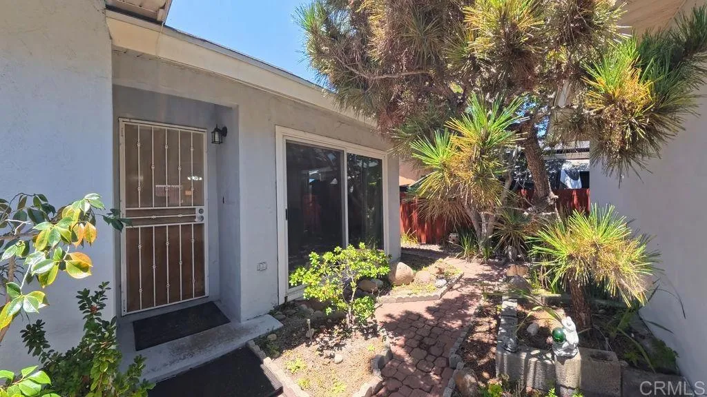 5604 Limerick Avenue, San Diego, CA 92117 - Photo 4 of 30, San Diego, CA