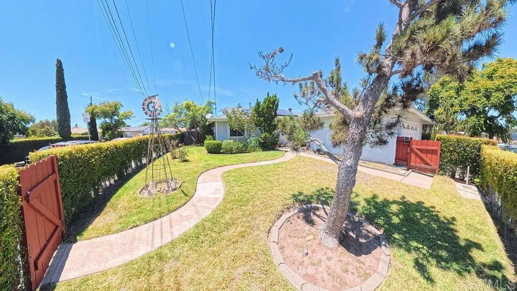 5604 Limerick Avenue, San Diego, CA 92117 - Photo 3 of 30, San Diego, CA