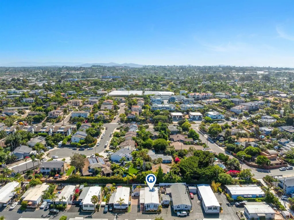 https://cdn.realtyfeed.com/cdn/127/306776093/2e45cb532c839e8361bf1a053822e58f.webp