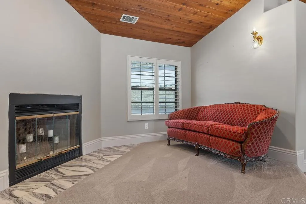https://cdn.realtyfeed.com/cdn/127/306776101/a48ffb4a87b4187c7c33faf03947b63a.webp