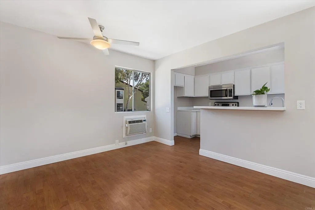 https://cdn.realtyfeed.com/cdn/127/306776113/bfad7b462f51dd272df2190e3f3858b2.webp