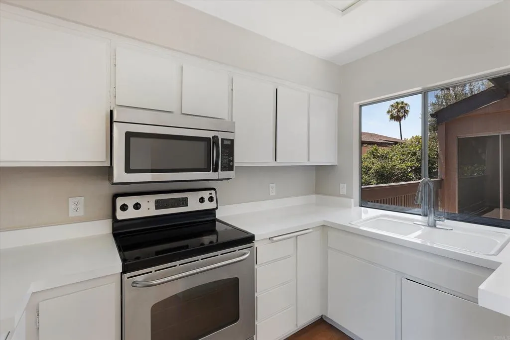 7980 Mission Center Court Unit G, San Diego, CA 92108 - Photo 5 of 31, San Diego, CA