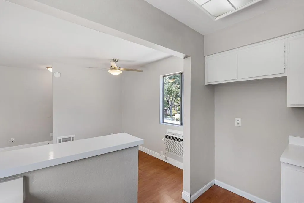 https://cdn.realtyfeed.com/cdn/127/306776113/d4aedcd0707c30d554ed48a47f14e2ed.webp
