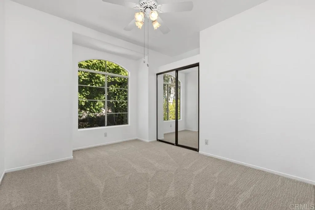https://cdn.realtyfeed.com/cdn/127/306776118/3ec6ad5dea5f95228678f5b35c4bbe52.webp