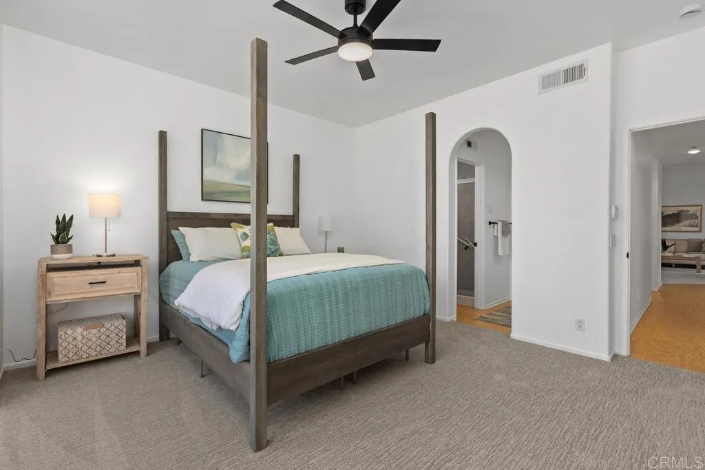 https://cdn.realtyfeed.com/cdn/127/306776118/959848a7fac47143ed998b111ab2ca42.webp