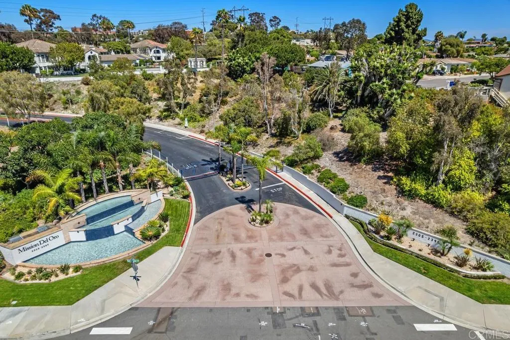 https://cdn.realtyfeed.com/cdn/127/306776118/9ad0d944e28df4e31419aaa07c3398a1.webp