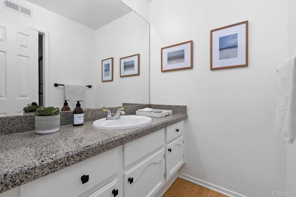 https://cdn.realtyfeed.com/cdn/127/306776118/e281bacdf8c95fcdb23fc02fcb073639.webp