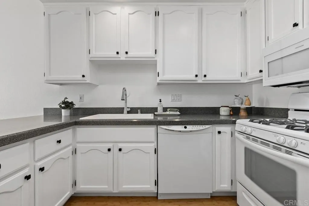 https://cdn.realtyfeed.com/cdn/127/306776118/eea4c0f1e16feb0502b40aeb6bc05532.webp
