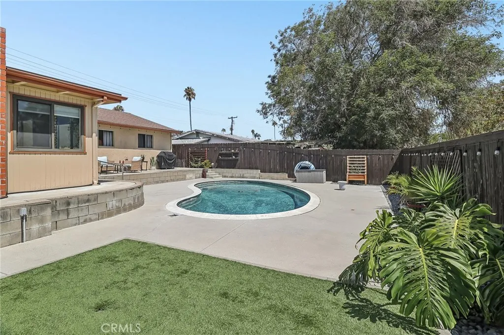 https://cdn.realtyfeed.com/cdn/127/306776154/11cfed5dbfa5103a1a5d524b91cd1f2f.webp