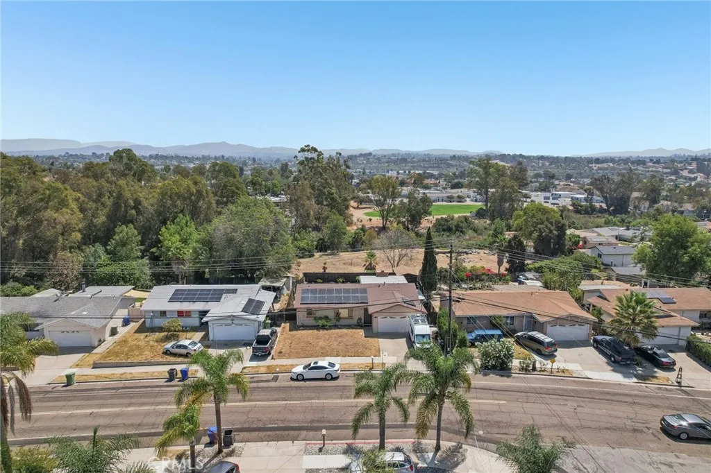 https://cdn.realtyfeed.com/cdn/127/306776154/3161cbe36474d1c2c0d0b7d7266d7467.webp