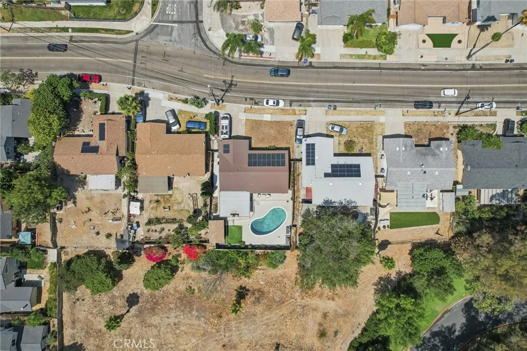 https://cdn.realtyfeed.com/cdn/127/306776154/392ea2fb97aba214d397f7665e9113f0.webp