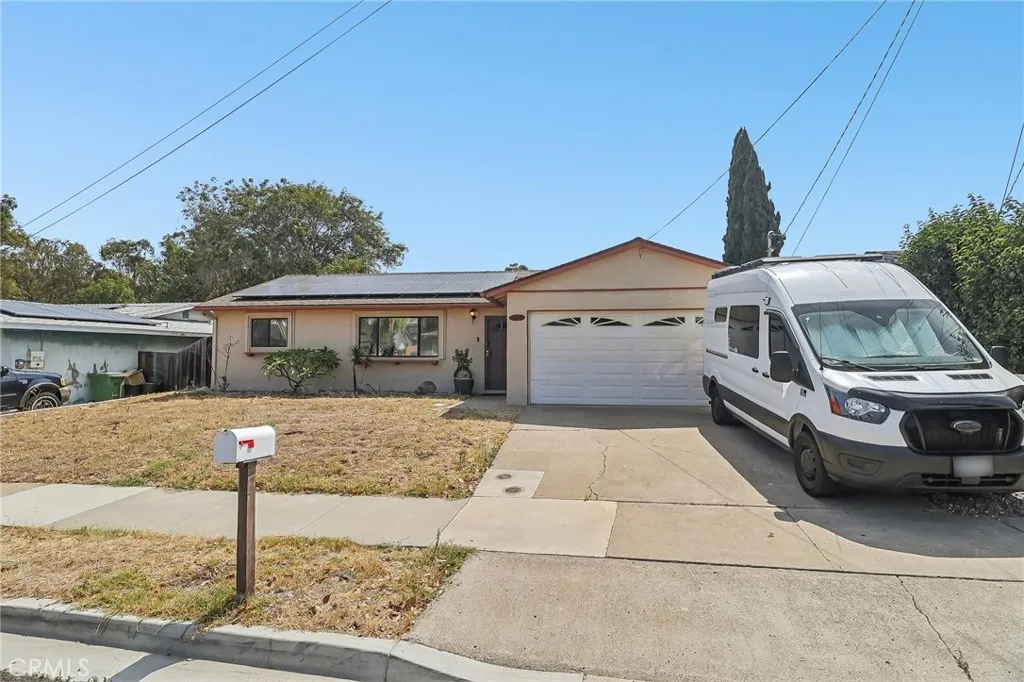 https://cdn.realtyfeed.com/cdn/127/306776154/4d026cffce7075aa13c6b338e6a6cb49.webp