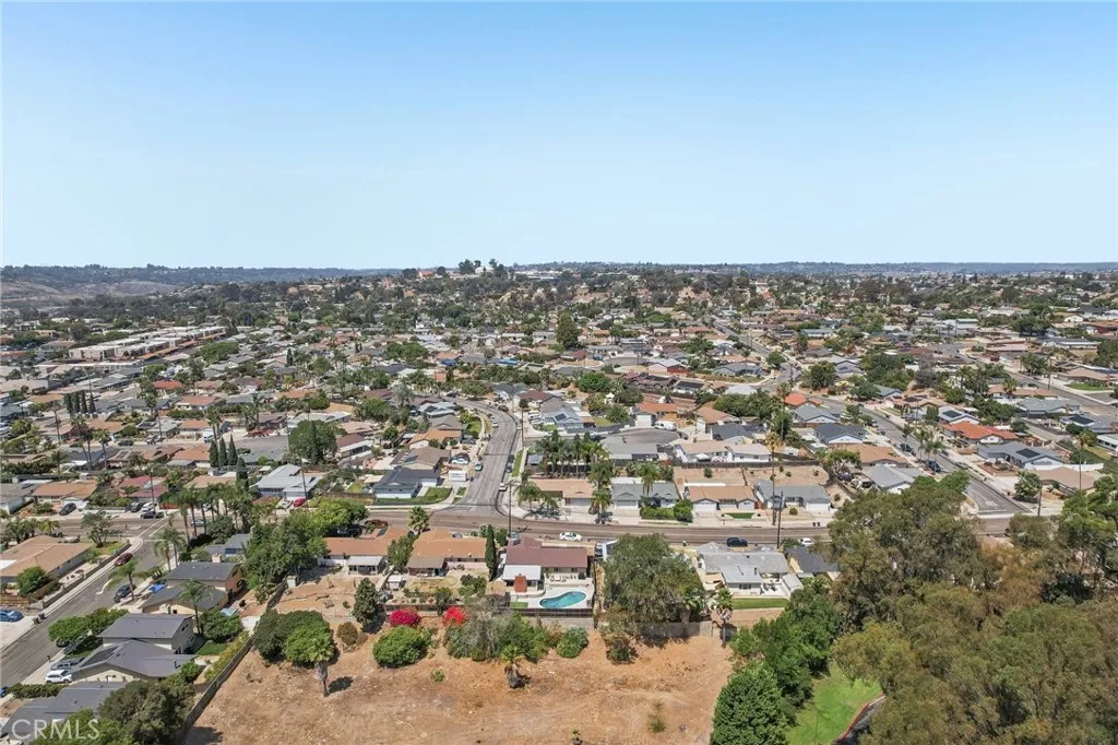 https://cdn.realtyfeed.com/cdn/127/306776154/8a4cef90c6606f82d2862633417aef0e.webp