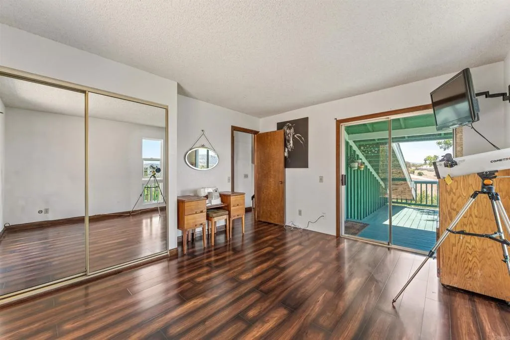 https://cdn.realtyfeed.com/cdn/127/306776166/1b1e1060dd5c470cf33020ebde9e44f5.webp