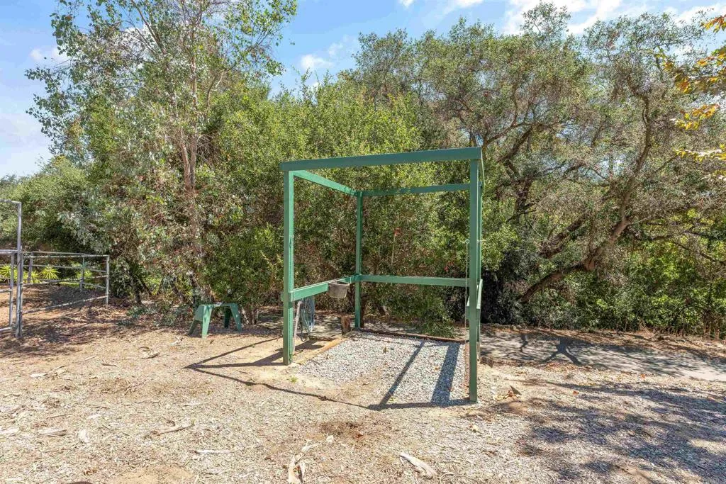 https://cdn.realtyfeed.com/cdn/127/306776166/1ed9e260201c6585bcd77d181d7021b5.webp