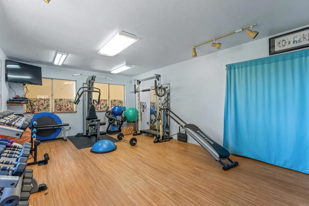 https://cdn.realtyfeed.com/cdn/127/306776166/488bbece64b203875353553131716b3e.webp