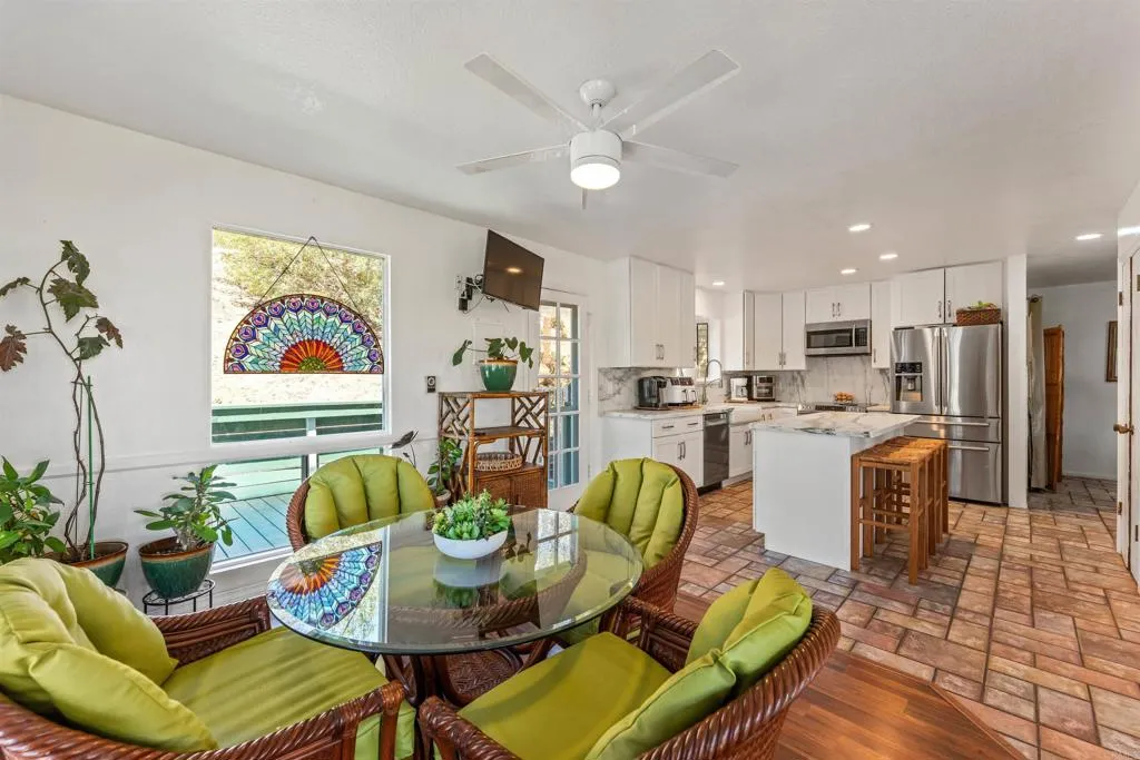 https://cdn.realtyfeed.com/cdn/127/306776166/4f4860082719ea06fc8190fecc443a95.webp