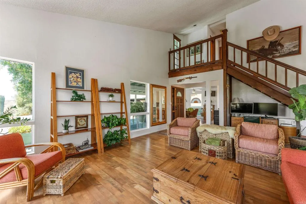 https://cdn.realtyfeed.com/cdn/127/306776166/74b7b59c30c05e0dadf14571dc9b767a.webp