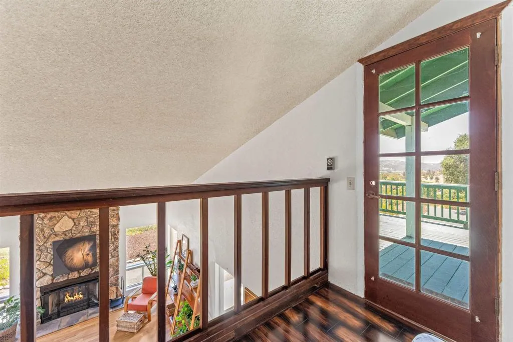 https://cdn.realtyfeed.com/cdn/127/306776166/bf4cc2045ee31941de691d96e77398df.webp