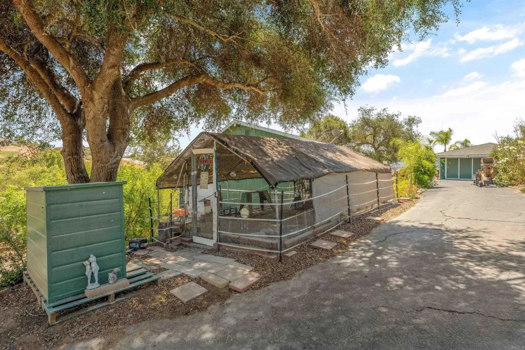 https://cdn.realtyfeed.com/cdn/127/306776166/d71aec629f4b28185e778d0db1926666.webp