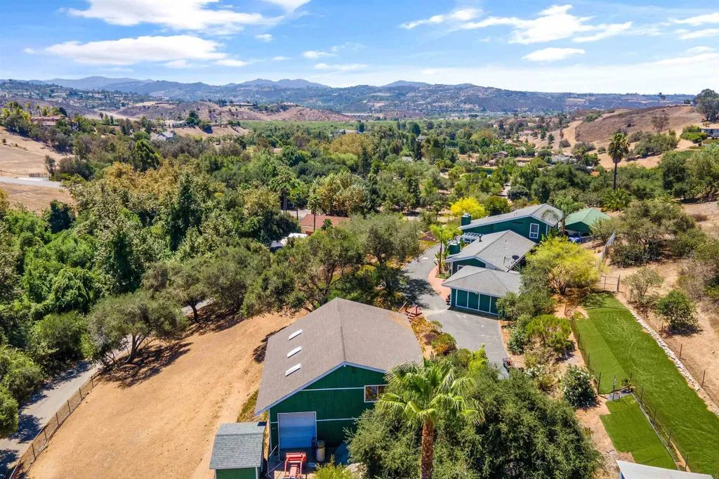 https://cdn.realtyfeed.com/cdn/127/306776166/d732f79d561d7614b18005c4a63120ef.webp