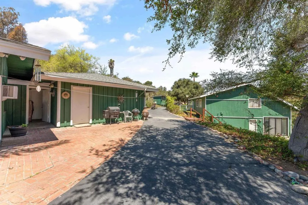 https://cdn.realtyfeed.com/cdn/127/306776166/d92eae466e67b6b6ab87c9a791fabced.webp