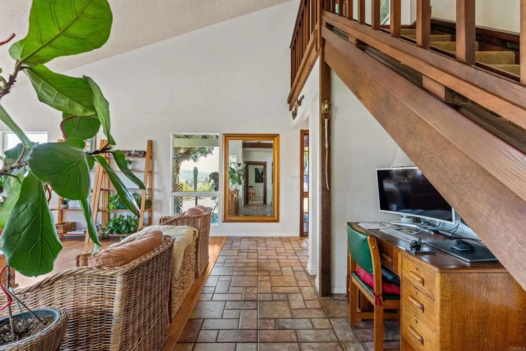 https://cdn.realtyfeed.com/cdn/127/306776166/df8ba42cae0d3788dc150617804f501a.webp