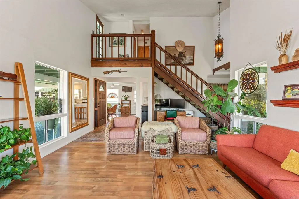 https://cdn.realtyfeed.com/cdn/127/306776166/ef83c4b9c81d7a605bf44f9cab8f743e.webp