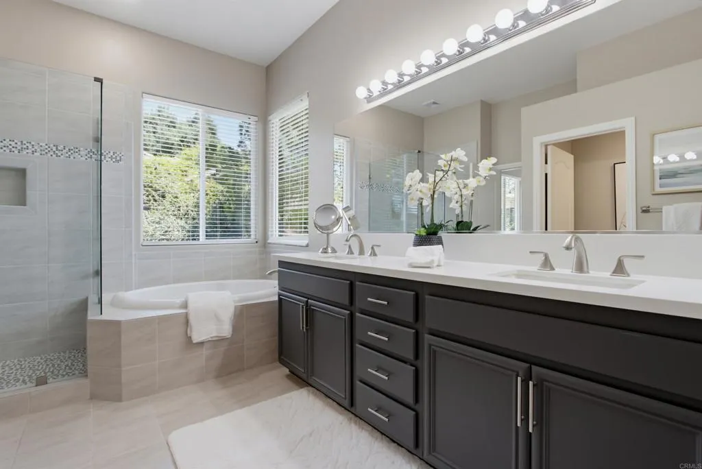 https://cdn.realtyfeed.com/cdn/127/306776173/b97d6bb0373134c3dd8c21b1bf9b44e8.webp