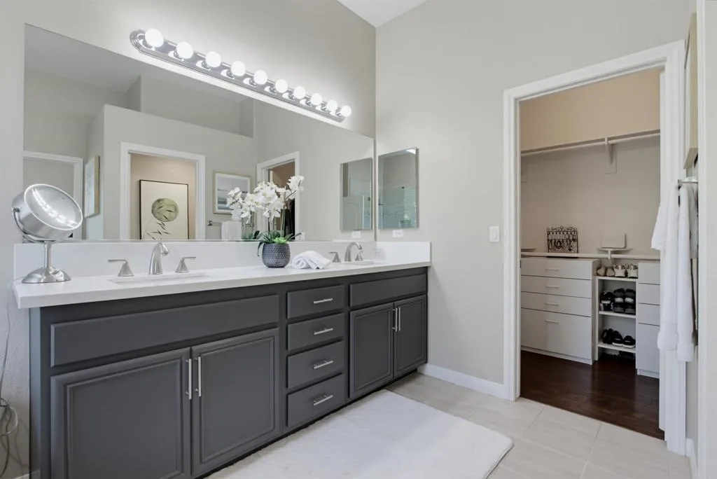 https://cdn.realtyfeed.com/cdn/127/306776173/f0fdf0f178536cce98326a2822d5a87a.webp