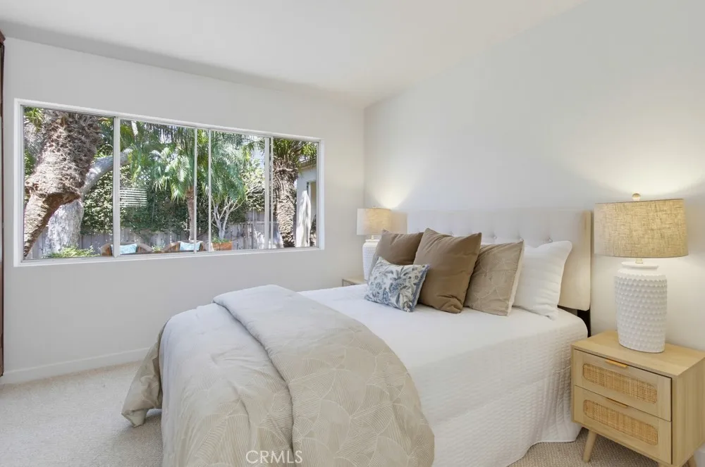 https://cdn.realtyfeed.com/cdn/127/306776180/2f4817d5be6ef047ac03a2e2b2ddd1a1.webp