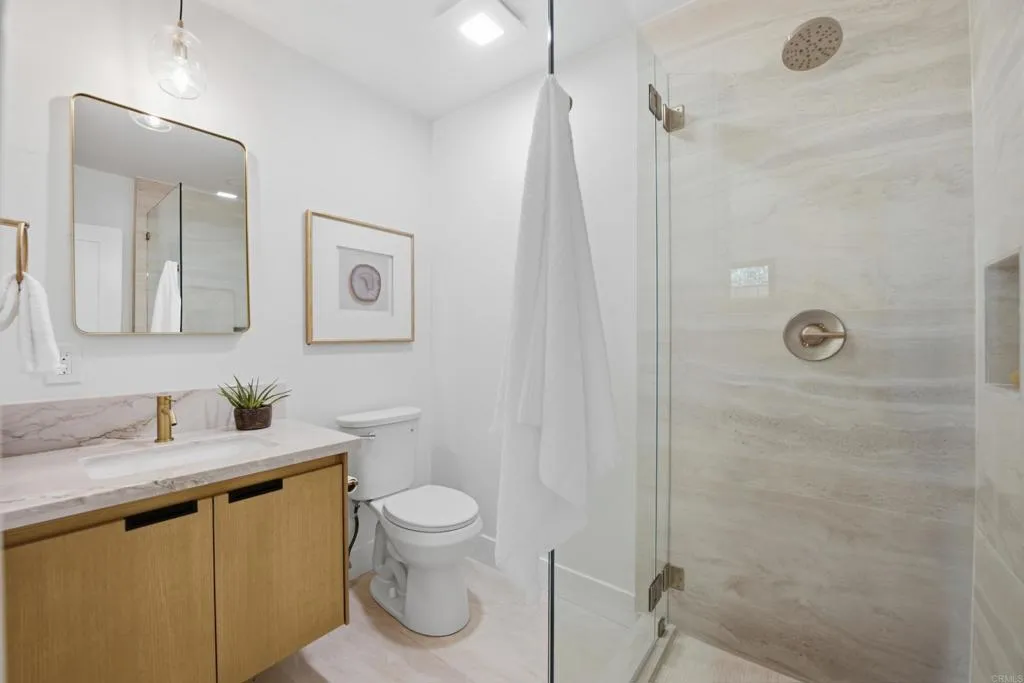 https://cdn.realtyfeed.com/cdn/127/306776205/a8709bad3af02353b4d3b116710f9aec.webp