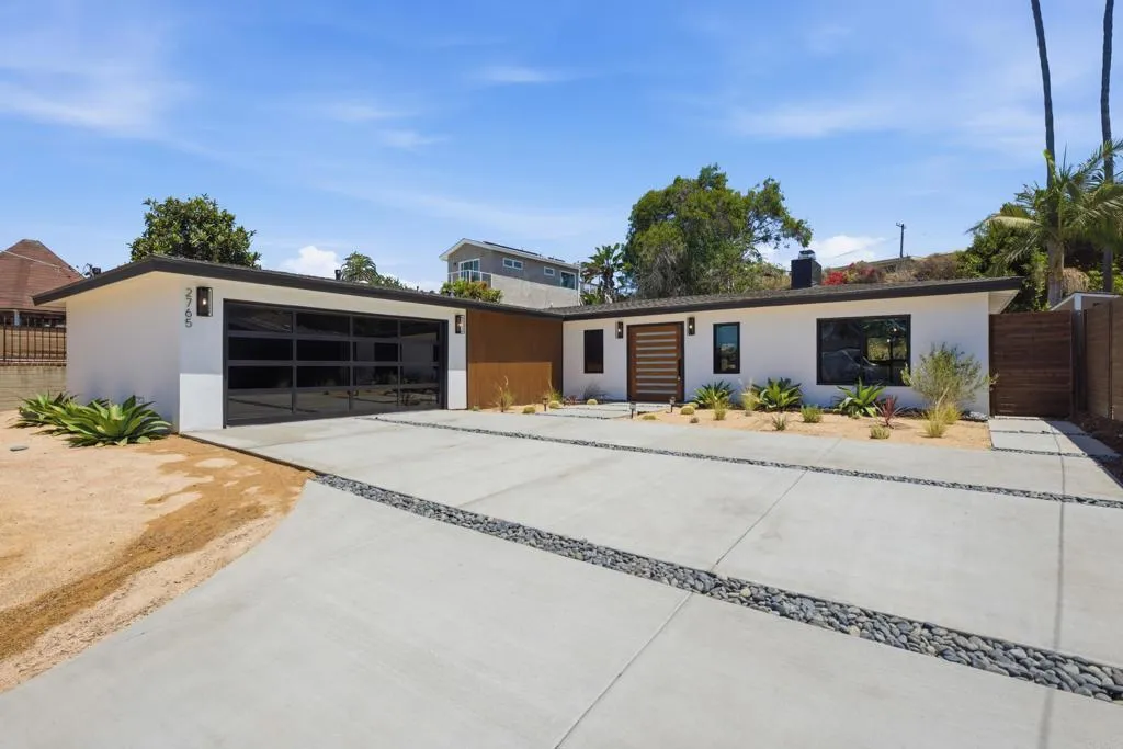 https://cdn.realtyfeed.com/cdn/127/306776205/b79f64dc5077e826d042538800e7a4d5.webp