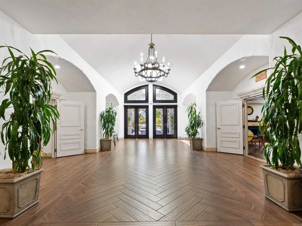 https://cdn.realtyfeed.com/cdn/127/306776214/9644b797898f1d663a9e800cc9af0366.webp