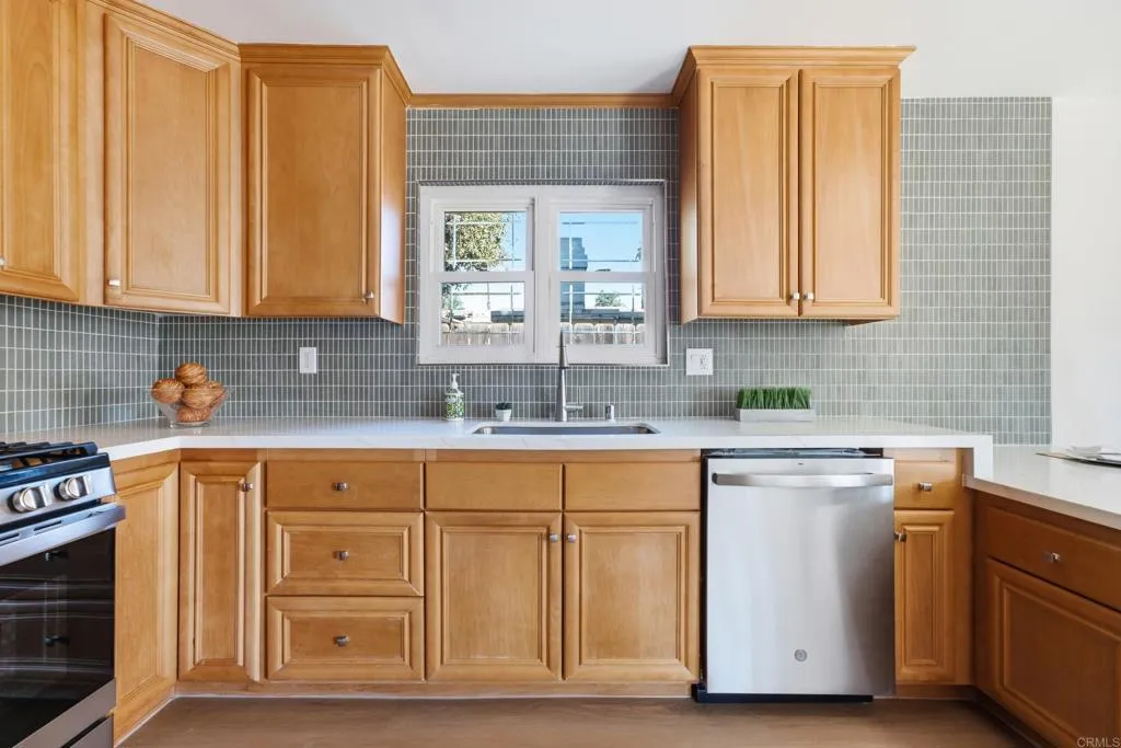https://cdn.realtyfeed.com/cdn/127/306776228/2c348455d14cee2f36207b2f593fa0ed.webp