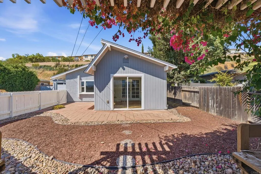https://cdn.realtyfeed.com/cdn/127/306776228/a2eb86a0e3bcba0d0e3ddaabf54f44b3.webp