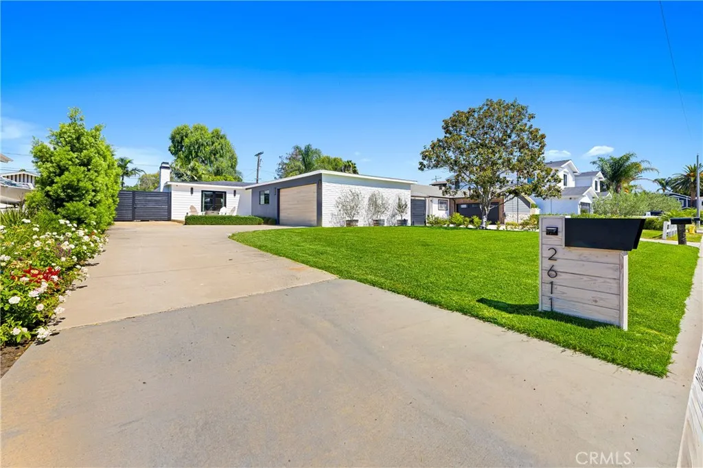2611 Westminster