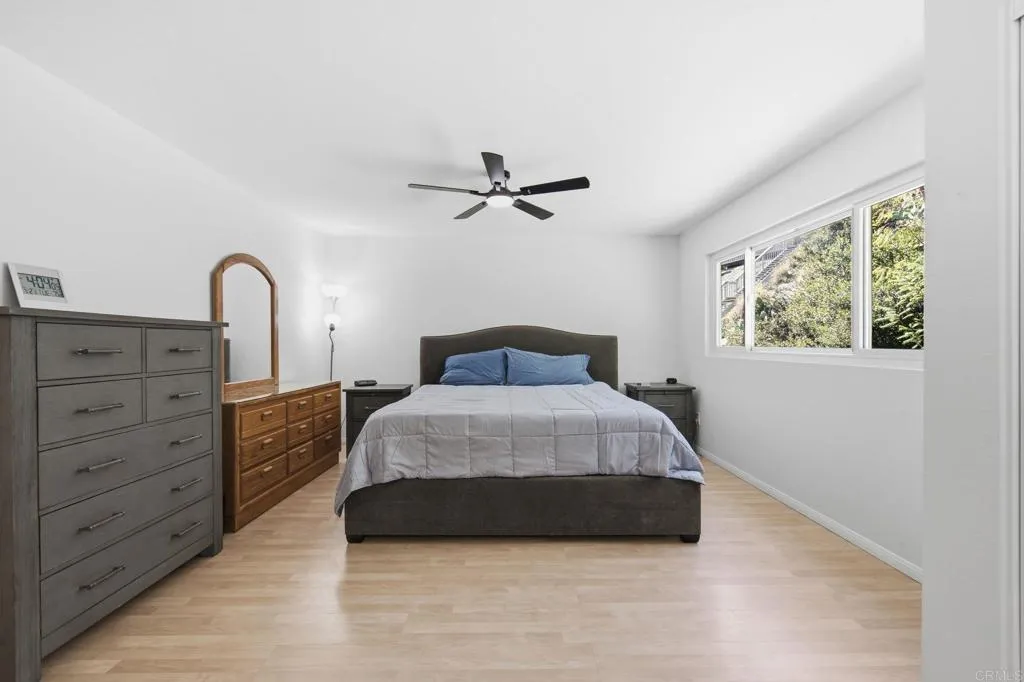 https://cdn.realtyfeed.com/cdn/127/306776286/937a6e73b89d81aa7fbf3753cb3febdc.webp